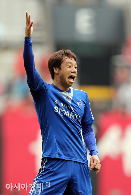 [포토] 염기훈 '말도 안돼 거짓말'