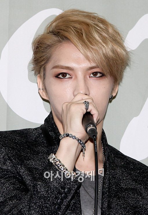 [포토]김재중 "드레스 코드는 순수와 불순"