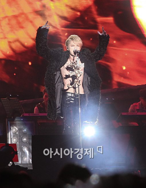 [포토]김재중, 섹시한 보디라인