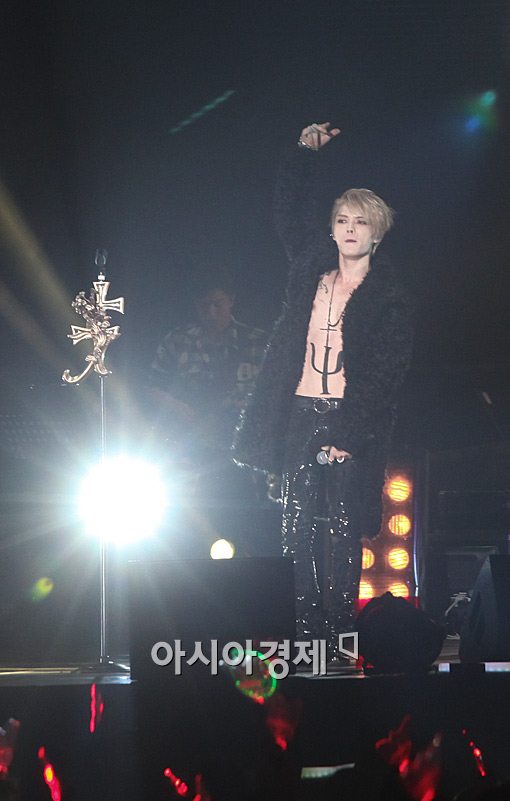[포토]김재중 '뜨거운 콘서트'