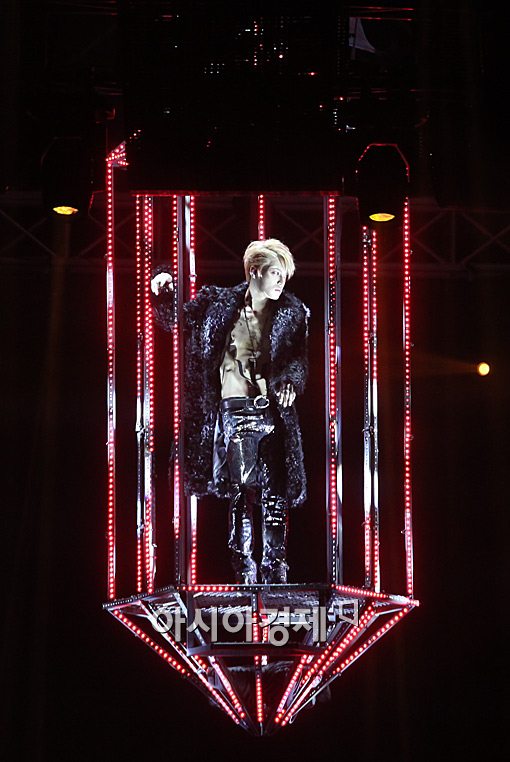 [포토]김재중, 지금 내려갑니다!