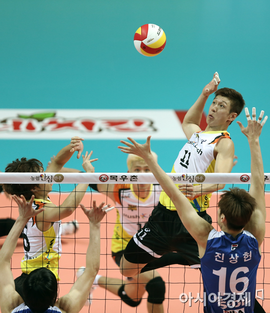 [포토] 김홍정 '지금은 속공 타이밍~'