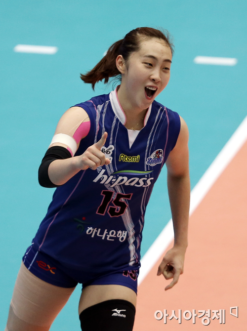 [포토] 황민경 '공격 좋았지~'