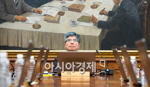 한은 금통위 "한국경제, 저성장 장기화 우려"