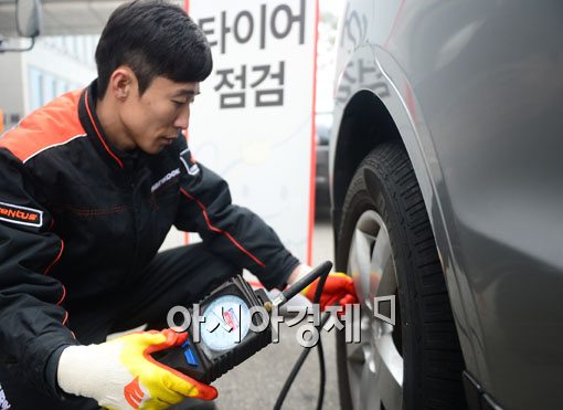 [포토]타이어 점검 먼저!