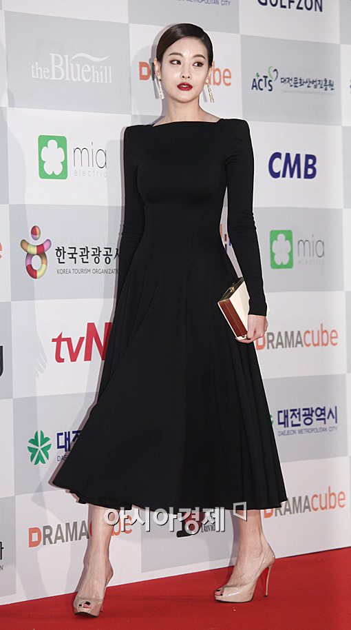 [포토]오연서, 섹시한 밀착드레스