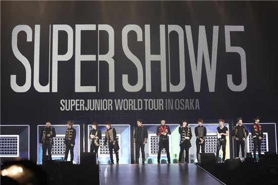 슈퍼주니어, 日 오사카도 홀렸다… '슈퍼쇼5' 성료