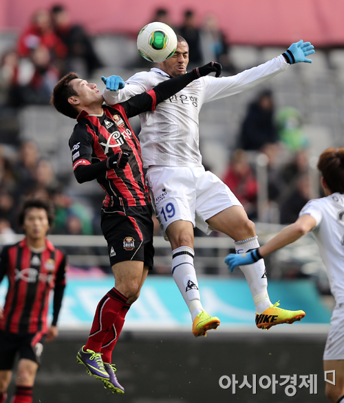 [포토] 최효진-디오고 '공중전'