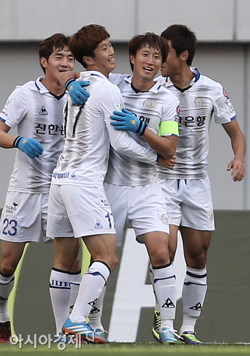 [포토] 박태민 '짜릿한 역전골~'