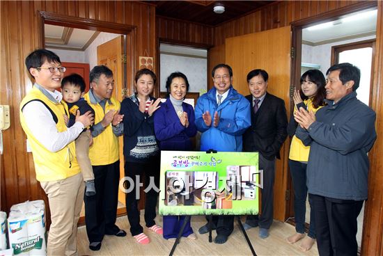 [포토]광주 북구, 공부방 꾸며주기 사업 실시 