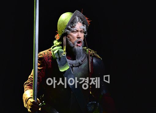 [포토]정성화, 카리스마 넘치는 돈키호테!