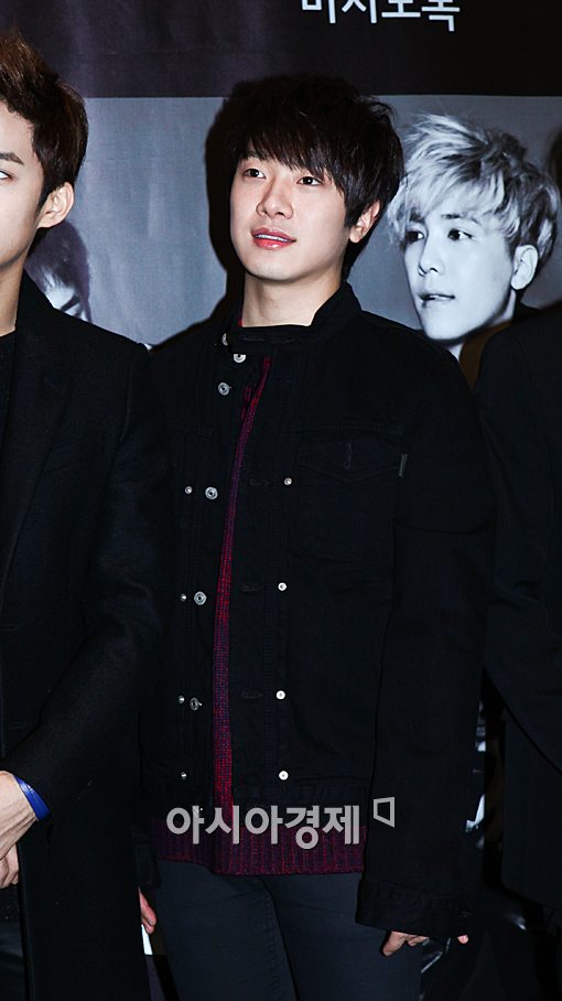 [포토]FT아일랜드 최민환 '미소년의 정석'