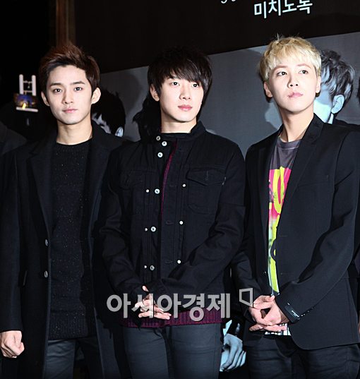 [포토]이재진-최민환-이홍기, 자체발광 빛나는 외모