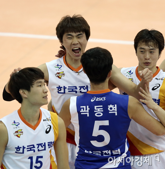 [포토] 전광인 '기쁨의 배치기~'