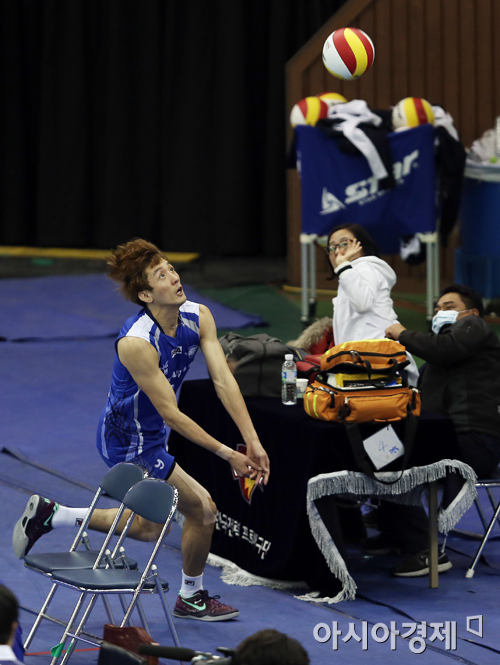 [포토] 곽승석 '끝까지 쫓는다'
