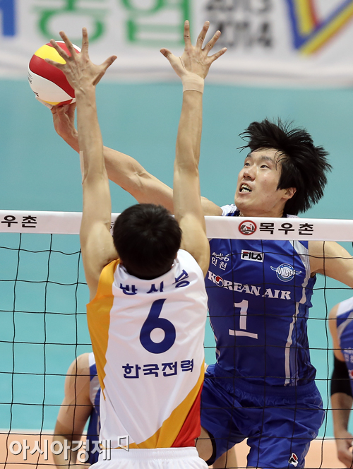 [포토] 신영수 '밀어넣기'