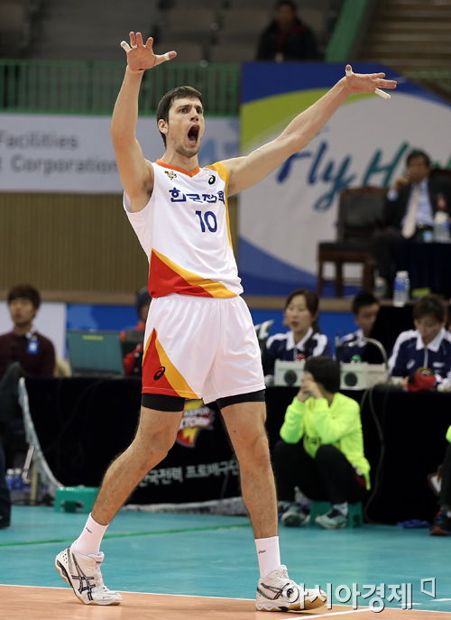 [포토] 포효하는 밀로스