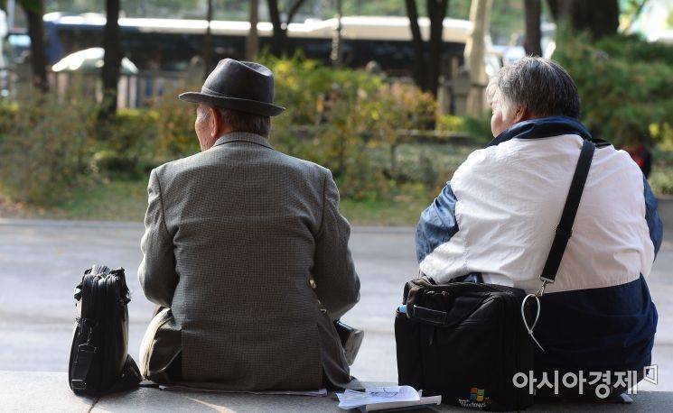 韓 노인부양률 25년간 3.7배 급등…OECD 최대 상승