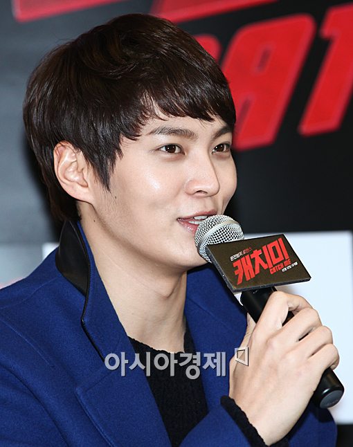 [포토]주원, 환한 미소로 여대생 힐링~