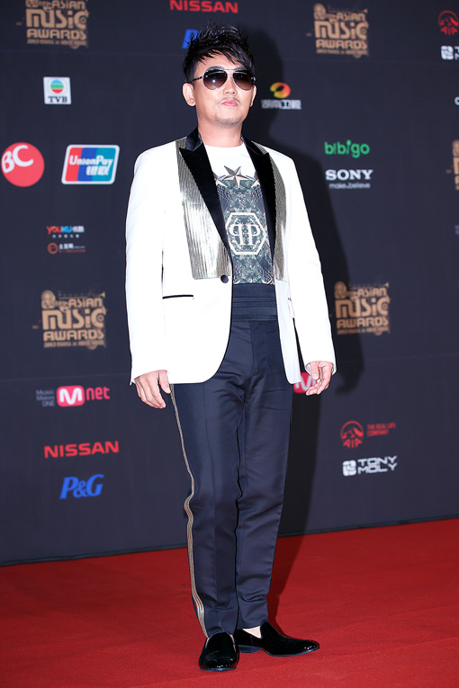 [포토]포즈 취하는 이승철(2013 MAMA)