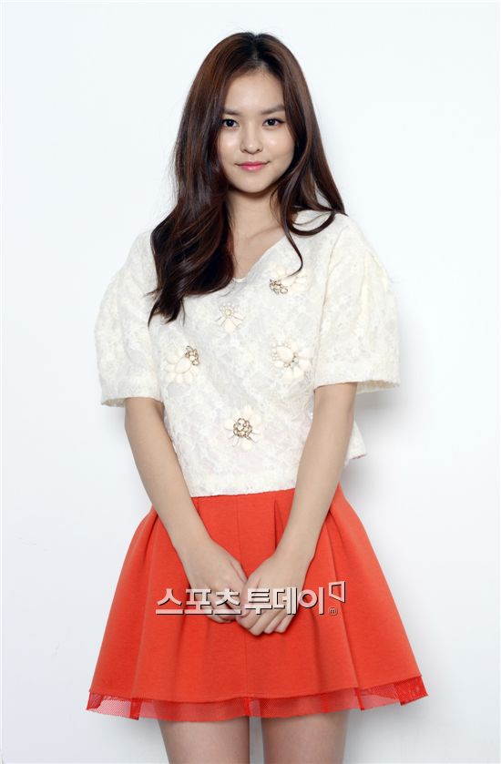 [스투매거진] 소녀, 김윤혜 "재밌는 아이라고 소문 좀 내주세요"