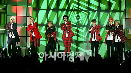 [포토]엠파이어, 女心 잡는 무대