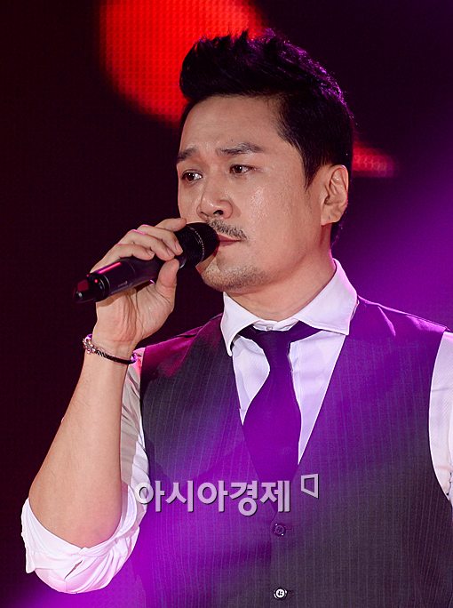 [포토]JK김동욱, 빠져드는 매력