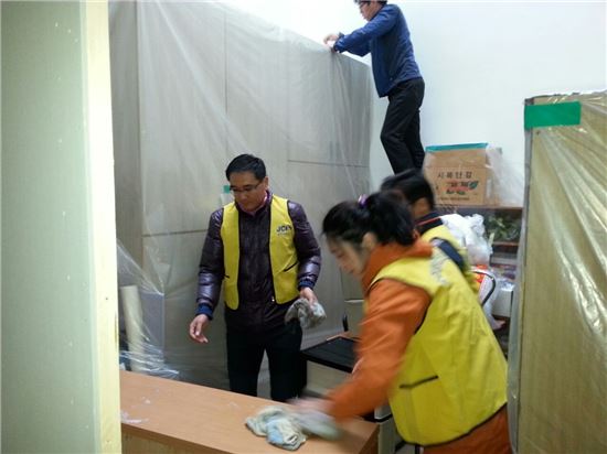 광주하남JC, 나자렛수녀회집 찾아 봉사활동