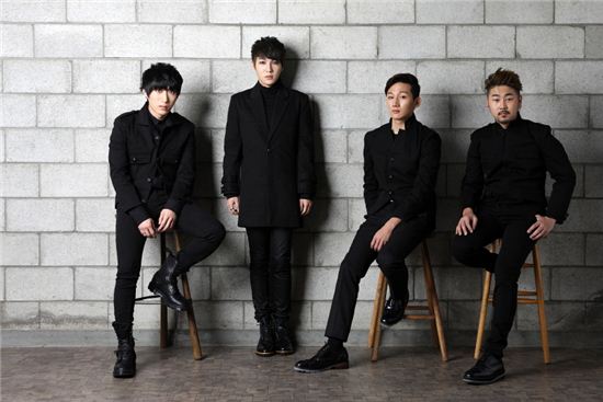 딕펑스, 발라드 소품집 '헬로 굿바이' 발표