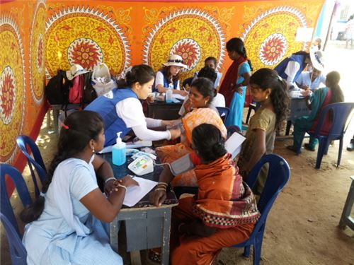 강북삼성병원, 인도서 의료봉사 활동