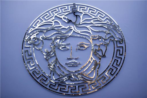 베르사체 지분 인수, 카타르 연계 FSI가 유력