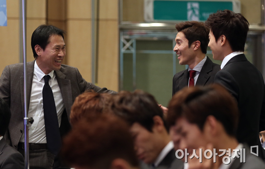 [포토] 박종우-임상협 '스승님 잘 지내셨습니까'