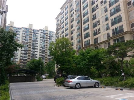 "새집안사고 헌집꾸민다…건축자재株 전망 밝아"