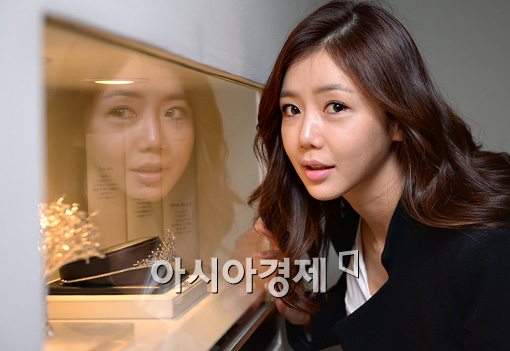 [포토]고은이 '보석처럼 반짝반짝'