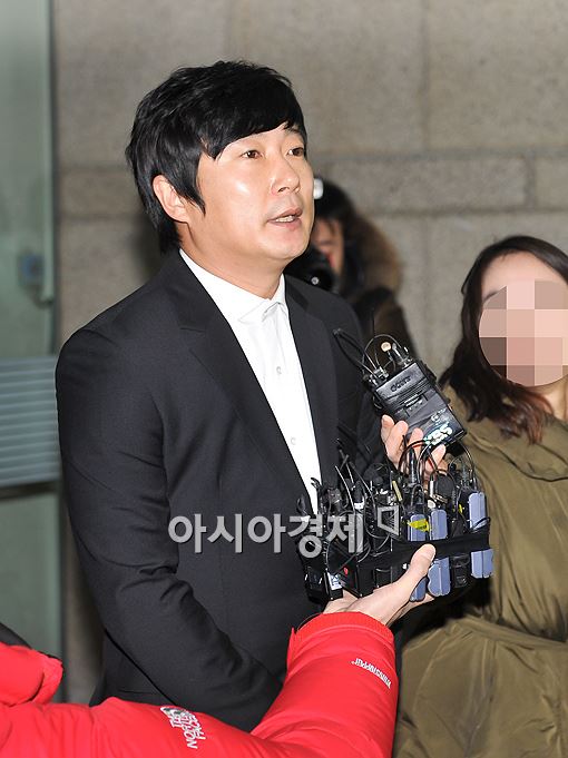 [포토]이수근, '성실히 조사 받겠습니다'