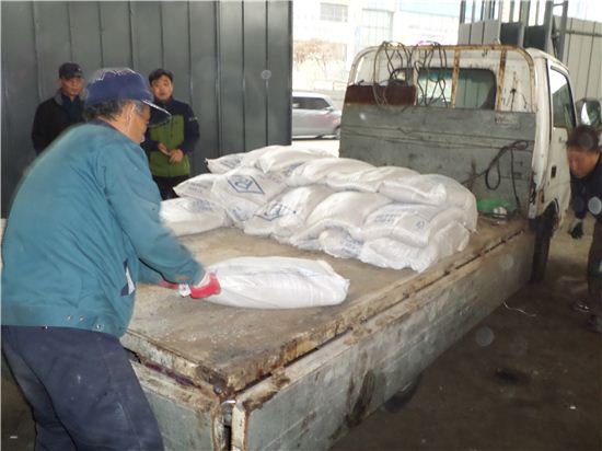 성북구, 공동구매 통해 염화칼슘 절반 가격 구매 