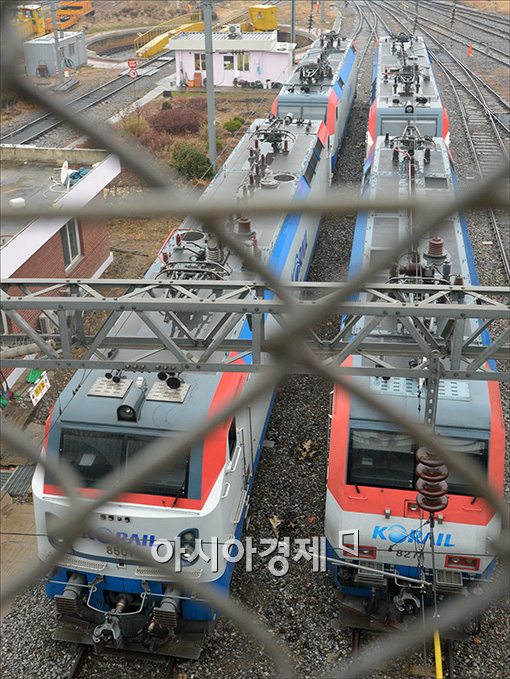 [포토]갇혀버린 열차