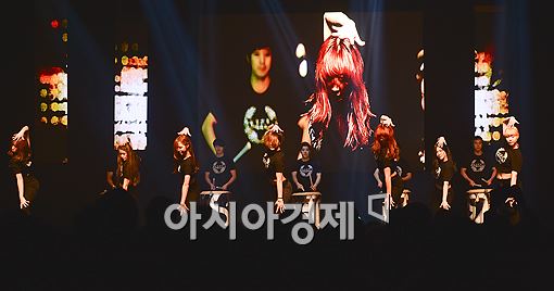 [포토]T-FAM, '시선 훔치는 무대'