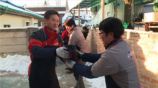 CJ헬로비전, 우리 동네 나눔 실천으로 '따뜻한 송년'