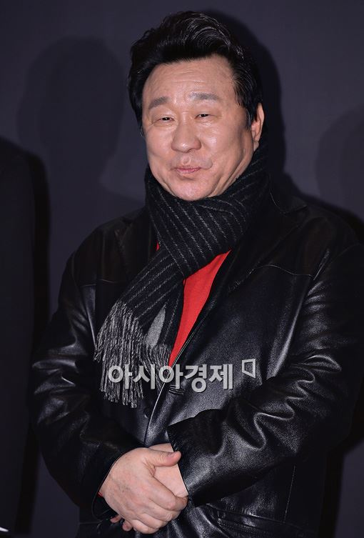 [포토]임하룡, 스카프로 멋냈어요!