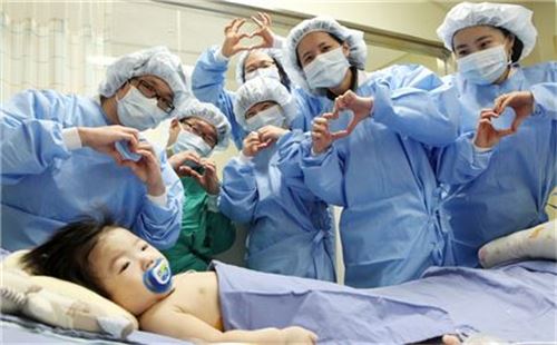 고대 구로병원, 생후 4개월 아기 간이식 수술 성공