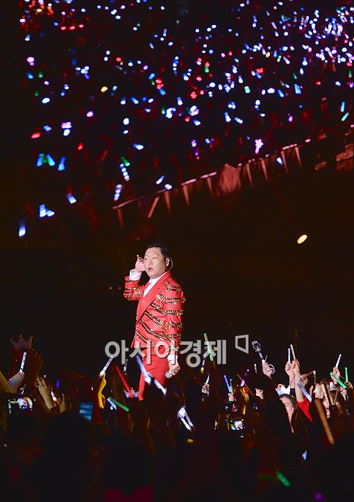 [포토]싸이, 어마어마한 함성소리~