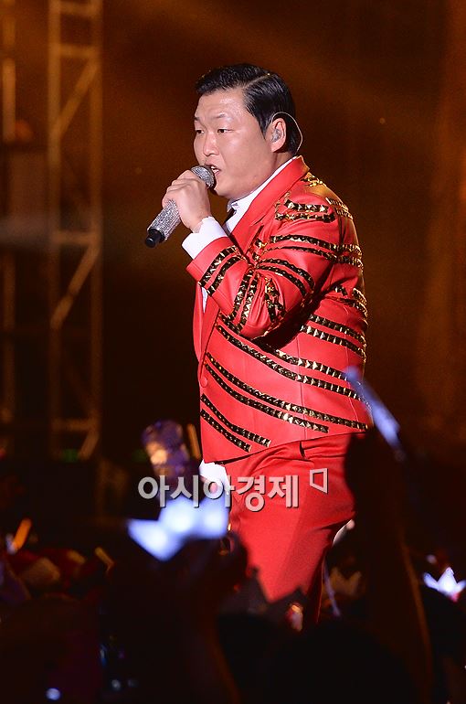 [포토]싸이, 거침없는 카리스마