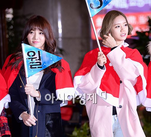 [포토]유라-혜리, '이른 아침에도 미모는 여전하네'