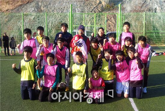 고흥군, 前 국가대표 이천수 선수 어린이 축구교실 운영