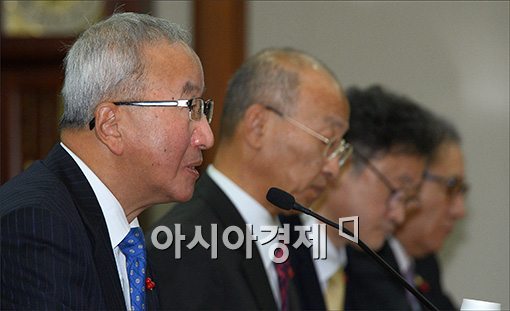 [포토]발언하는 현오석 경제부총리