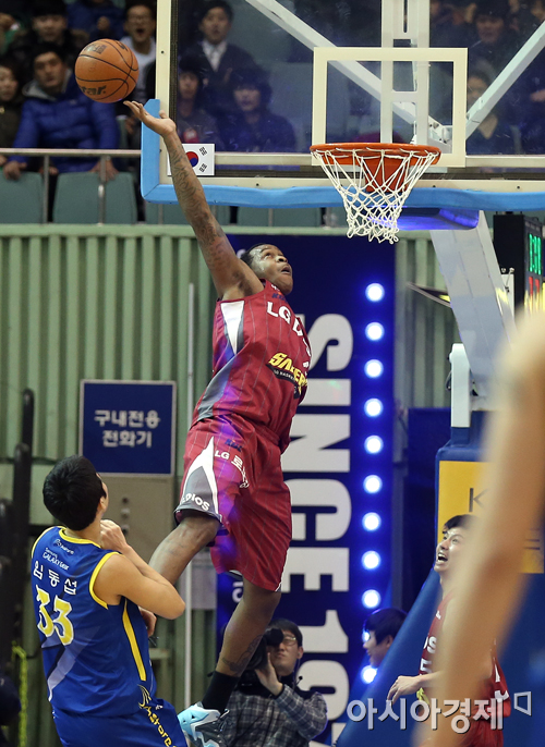[포토] 재퍼슨 '앨리웁 덩크, 2% 부족했어'