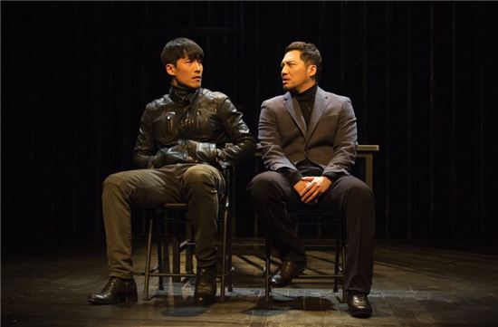감염된 세상, 두 남자의 파멸…연극 '스테디레인'