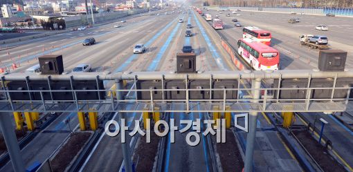 [포토]경부고속도로, 아직까지 원활