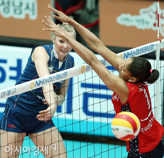 [포토] 니콜 '뚫었다!'